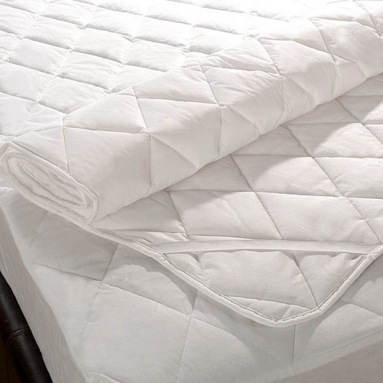 elastic strap mattress protector