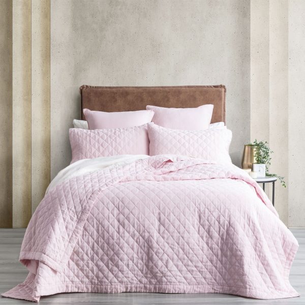 cavallo-linen-quilted-coverlet-rose