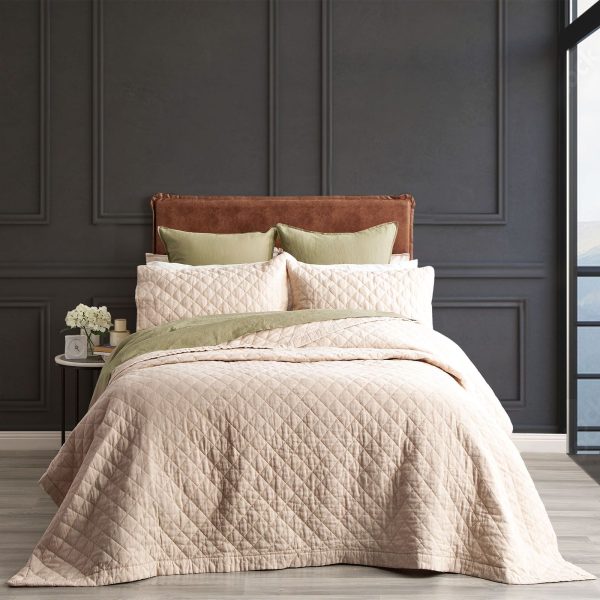 cavallo-linen-quilted-coverlet-natural